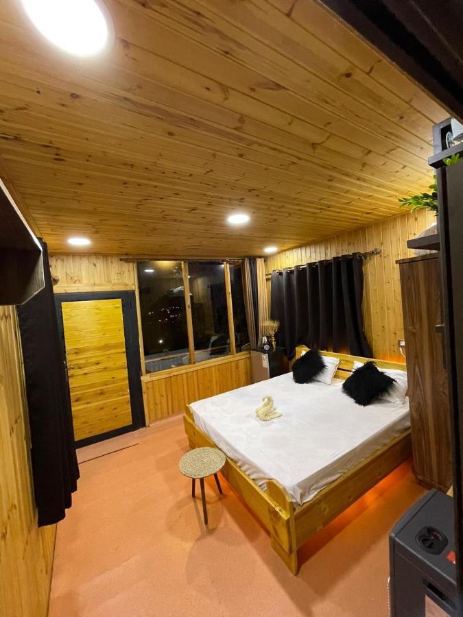 Ajloun Wooden Huts اكواخ عجلون الخشبية Live Amid Nature Umm al Manabi Exterior photo